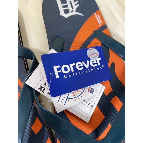 Detroit Tigers MLB Baseball Flip Flops Team Logo NWT Various Sizes‎ Unisex - Picture 2 of 8